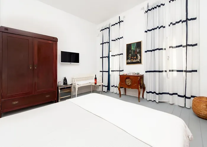 Apartments & Rooms Carera 6